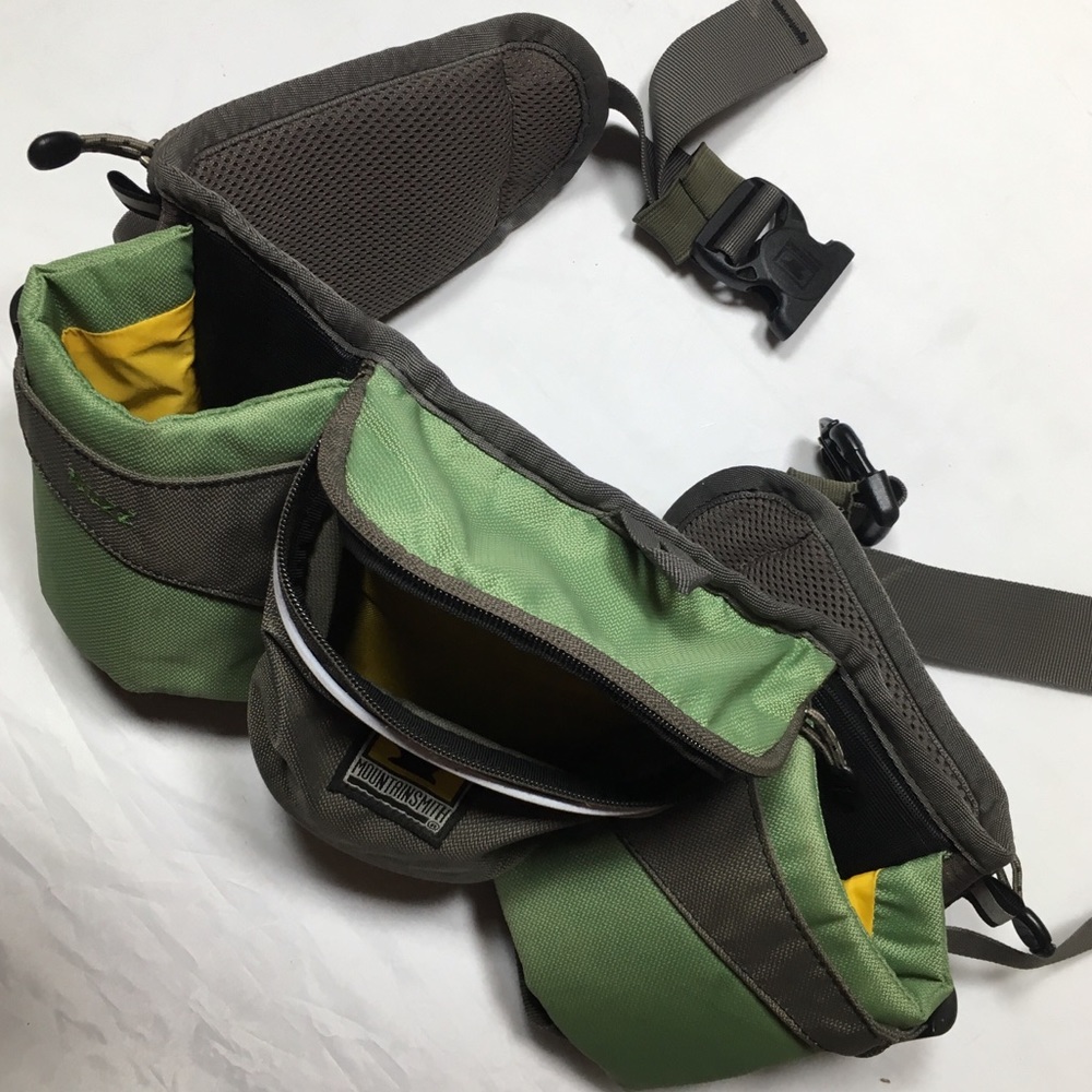 Mountainsmith Buzz green/grey insulated trail pack